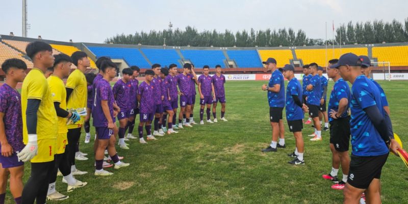 hlv-cristiano-roland-va-doi-tuyen-viet-nam-gianh-a-quan-u16-quoc-te